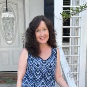 Meet your Posher, Dana